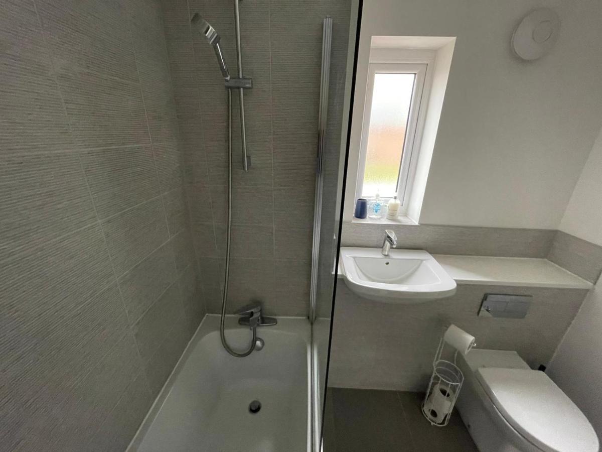 Modern Room With Huge Bed - Walk To City Centre! Манчестер Екстер'єр фото